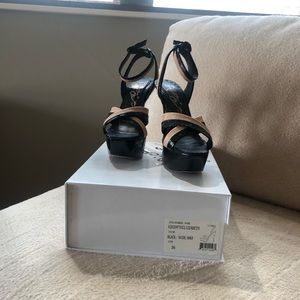 Alice and Olivia by Stacy Bendet